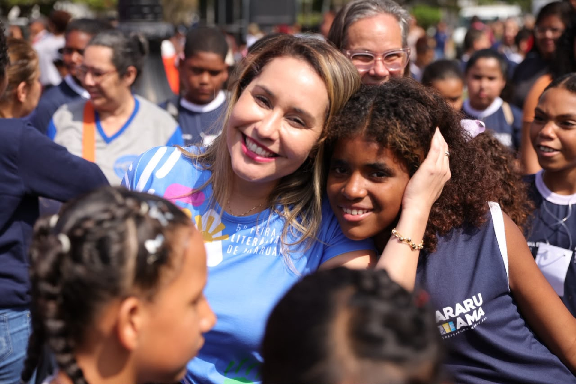 Daniela na abertura da FLA Araru - Ascom