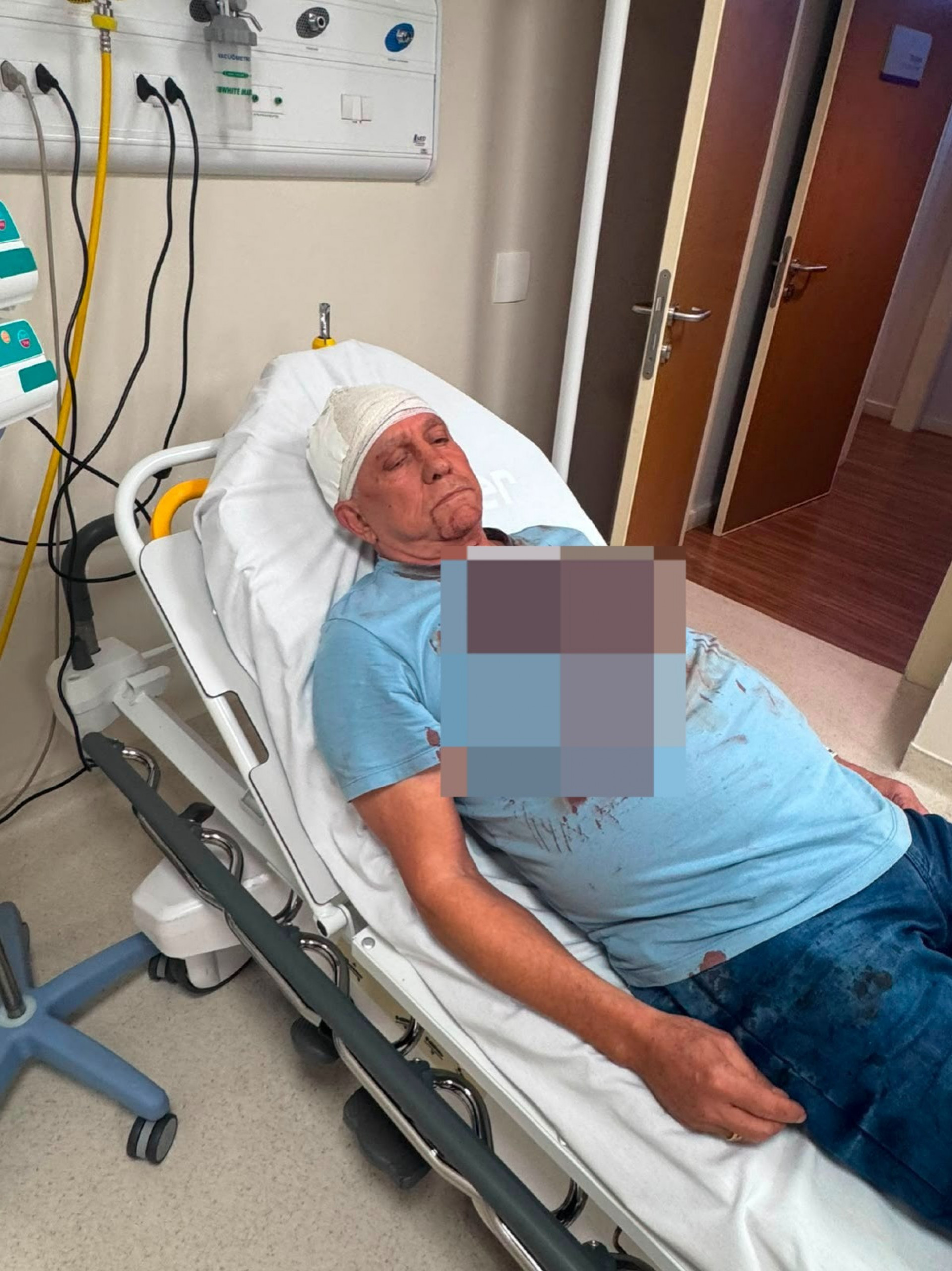 A Polícia Civil investiga o caso de agressão contra Artur Garcia Botelho, de 64 anos