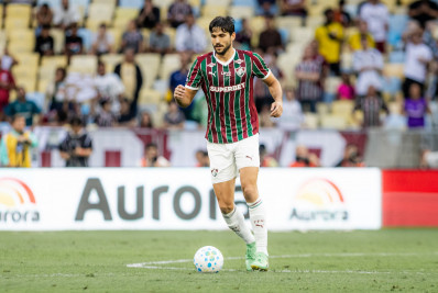 Igor Rabello machuca o ombro e vira preocupação no Fluminense