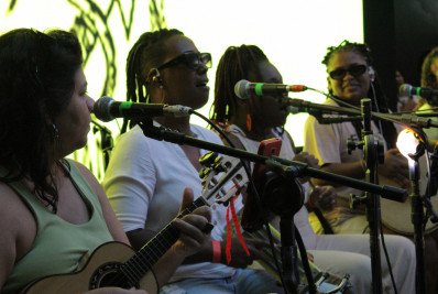 Evento gratuito Samba das Yabás celebra ancestralidade e protagonismo feminino em Niterói