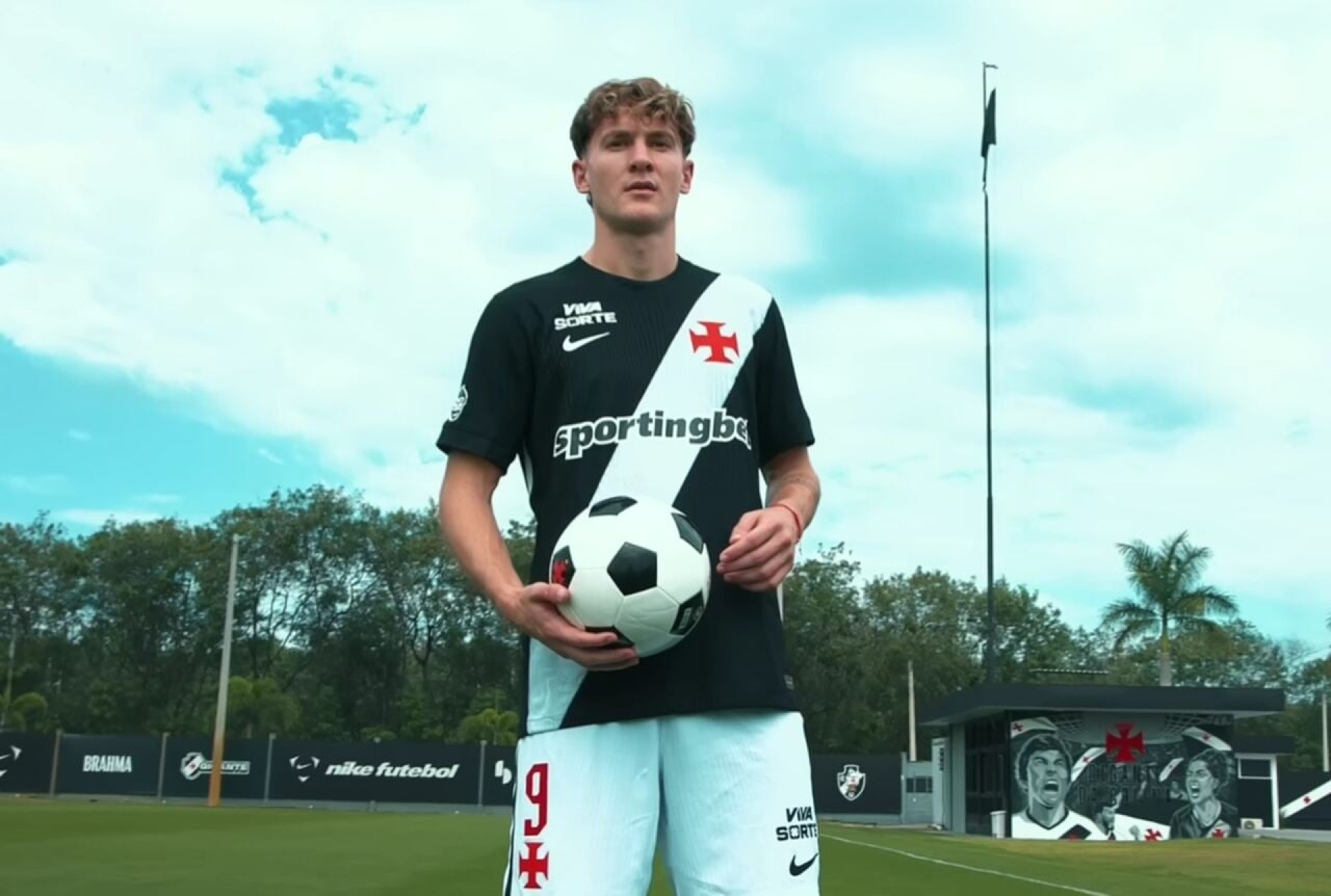 Vasco x Santos: onde assistir, escala&ccedil;&otilde;es e arbitragem