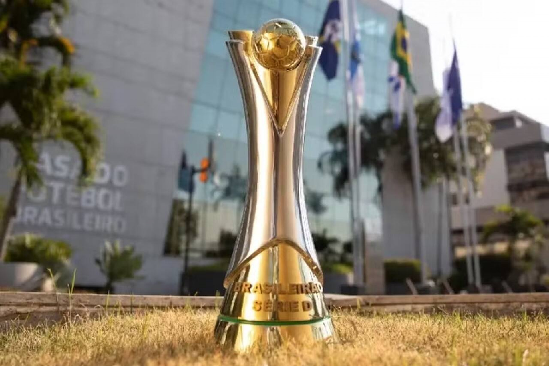 Uberl&acirc;ndia volta &agrave; S&eacute;rie C do Brasileiro ap&oacute;s mais de 20 anos