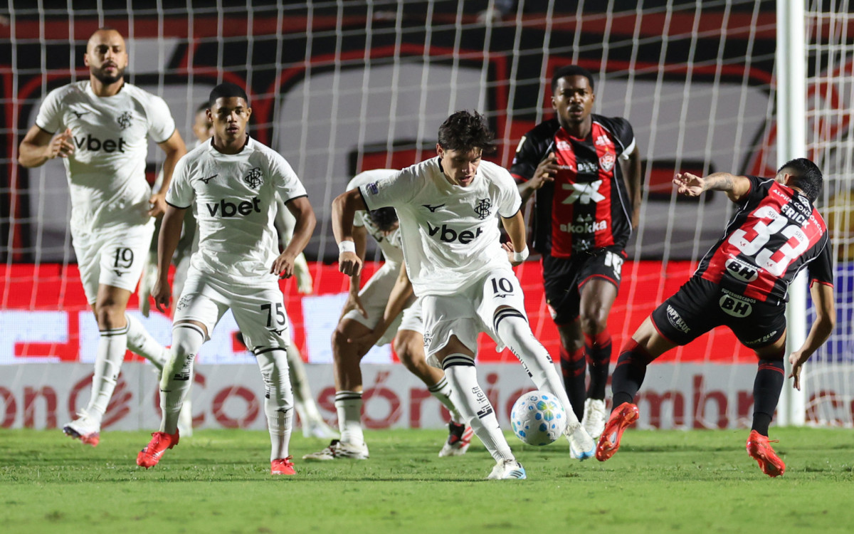 Vitoria BA x Botafogo pelo Campeonato Brasileiro no Estadio Barradao 16 de Agosto de 2026, Salvador, BA, Brasil.
