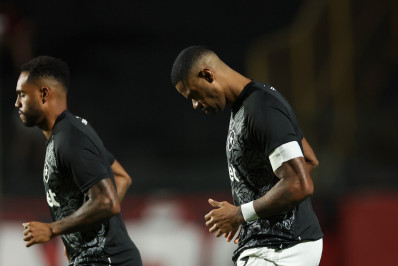 Júnior Santos cita a CBF e desabafa: 'Sempre contra o Botafogo'