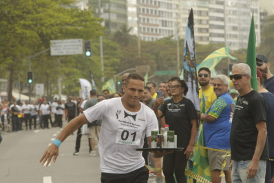 Tetracampeão da Corrida dos Garçons celebra: ‘Sensacional’