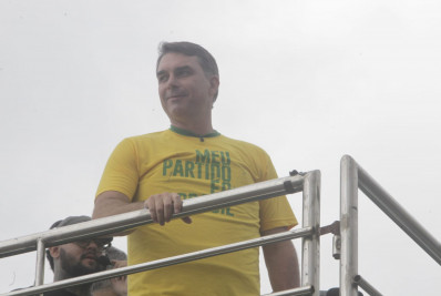 Família Bolsonaro elege quatro nomes e amplia domínio nas urnas