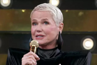 Xuxa sobre críticas por figurino: 'Do Ney Matogrosso ninguém fala nada'