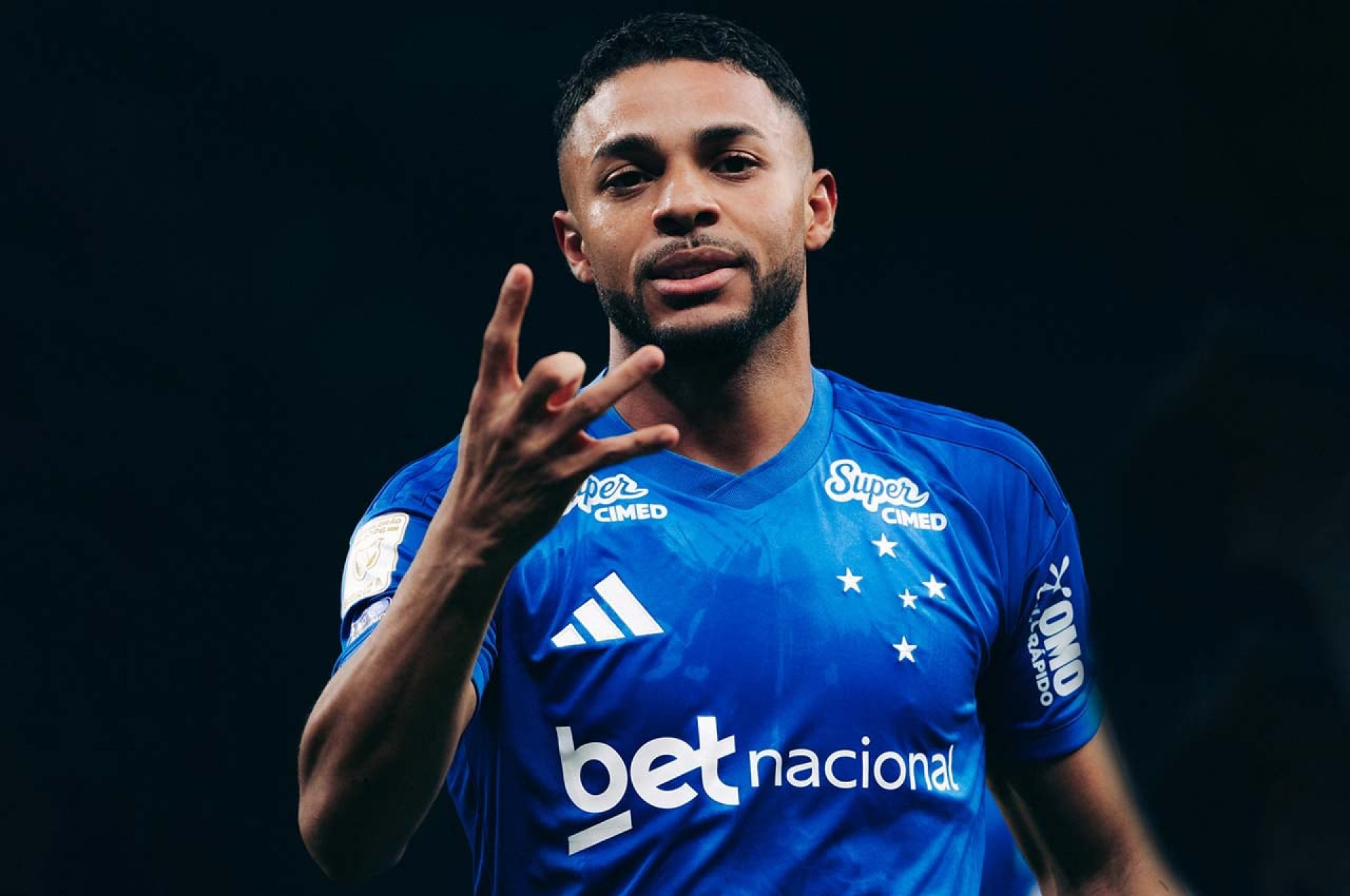 Wanderson celebra gol decisivo e exalta grupo do Cruzeiro: “Time forte”