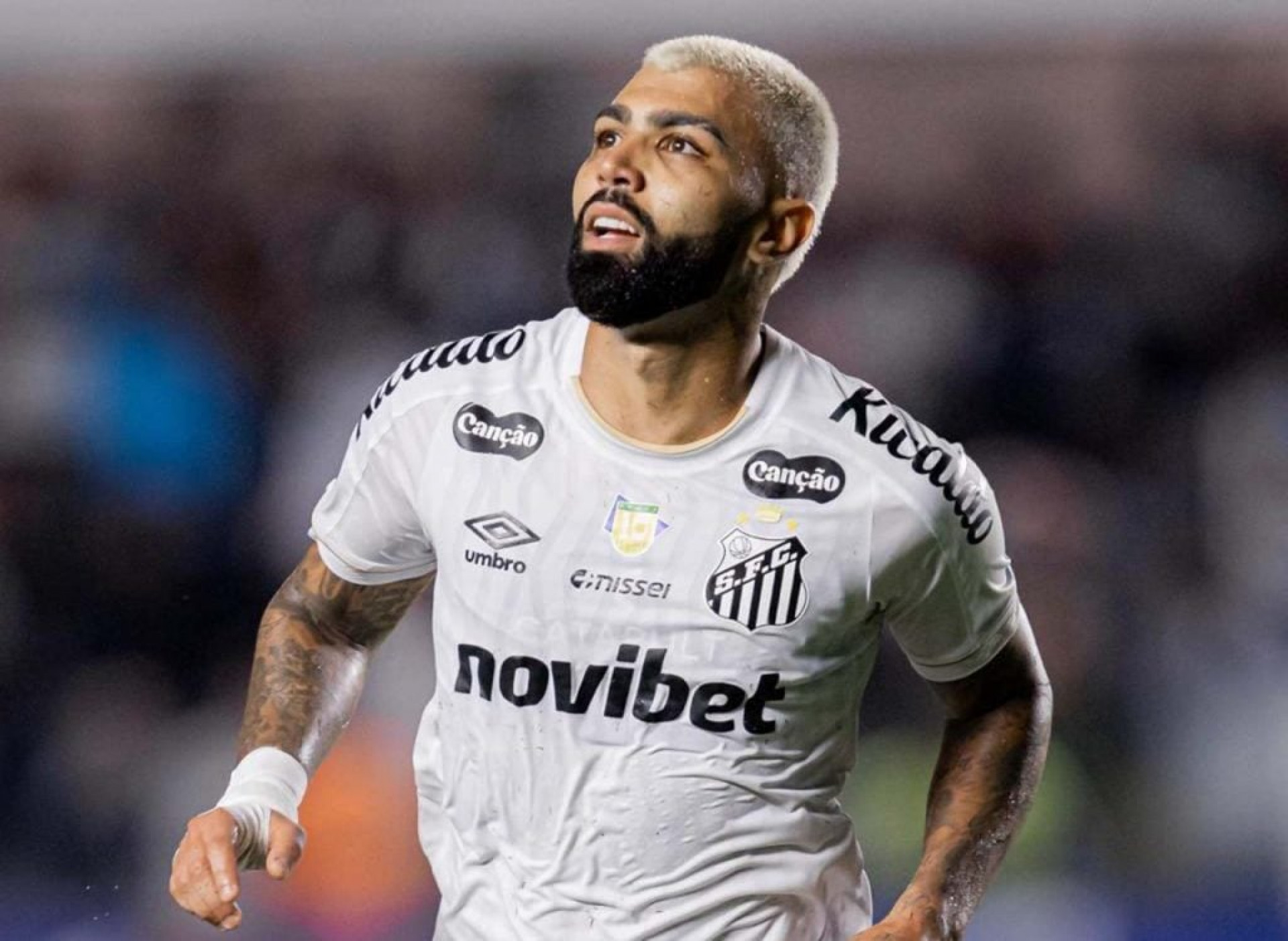 Santos vence o Vasco em S&atilde;o Janu&aacute;rio e deixa o Z4 do Brasileir&atilde;o