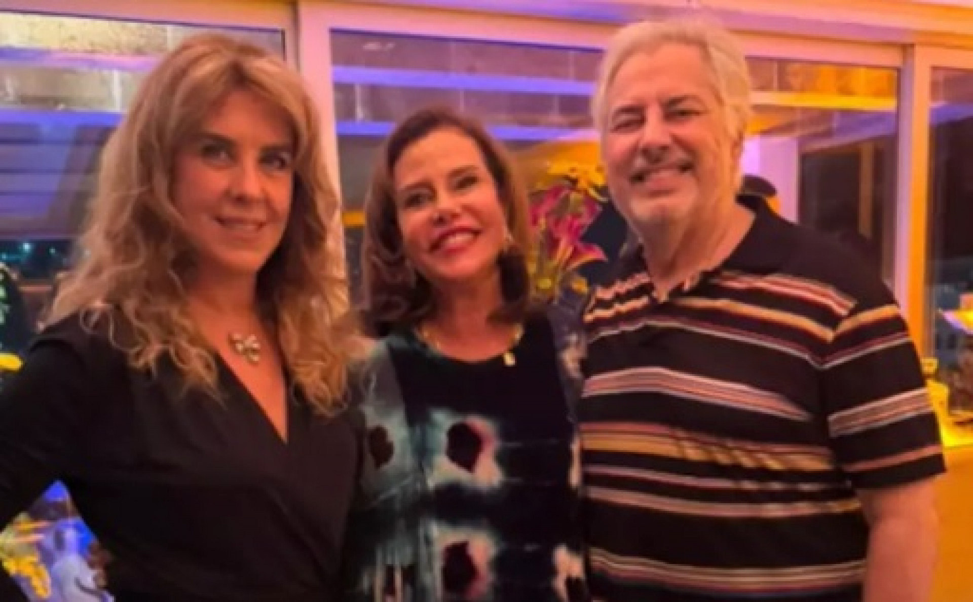 Narcisa posta foto com Roberto de Carvalho e Lilibeth Monteiro