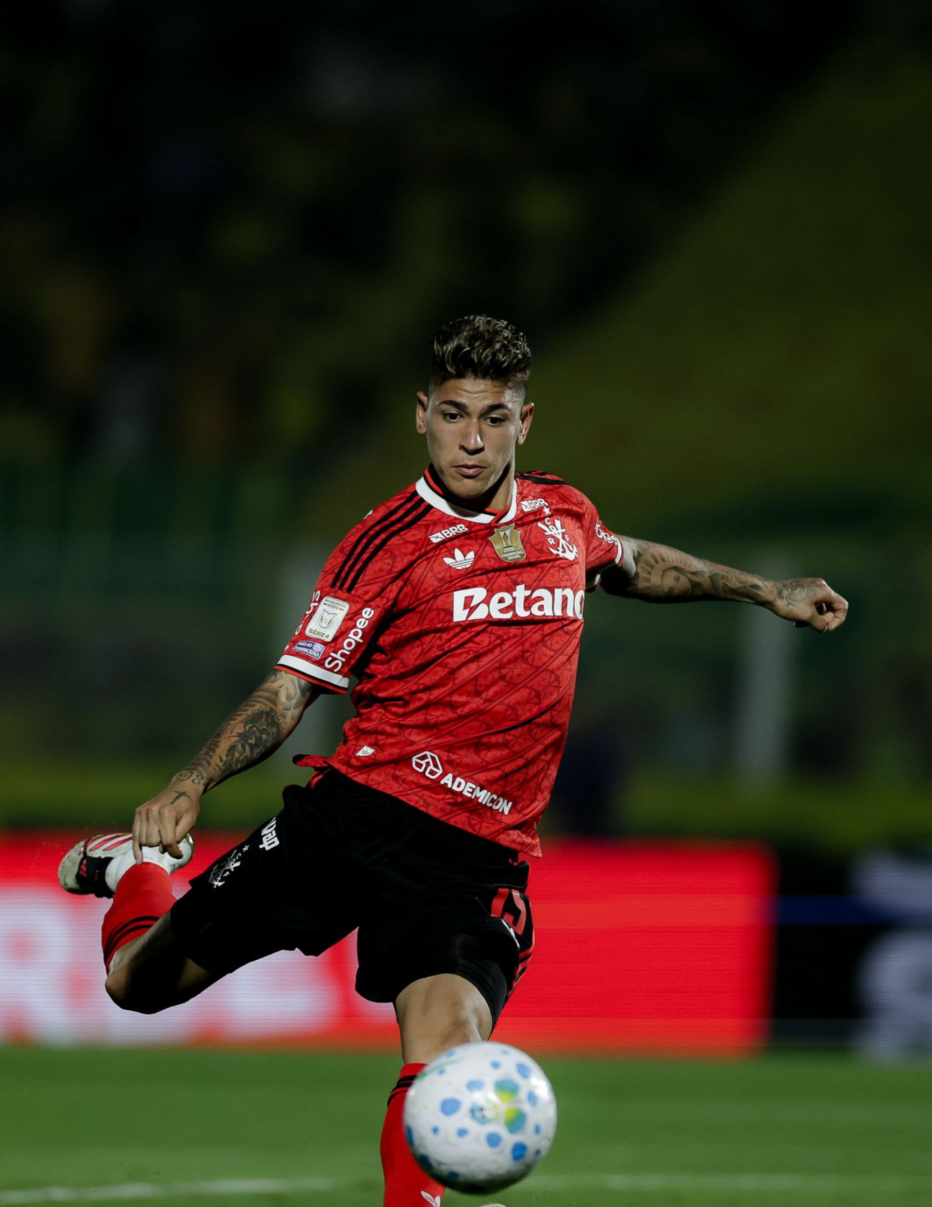 Carrascal abriu a goleada do Flamengo - GILVAN DE SOUZA/FLAMENGO