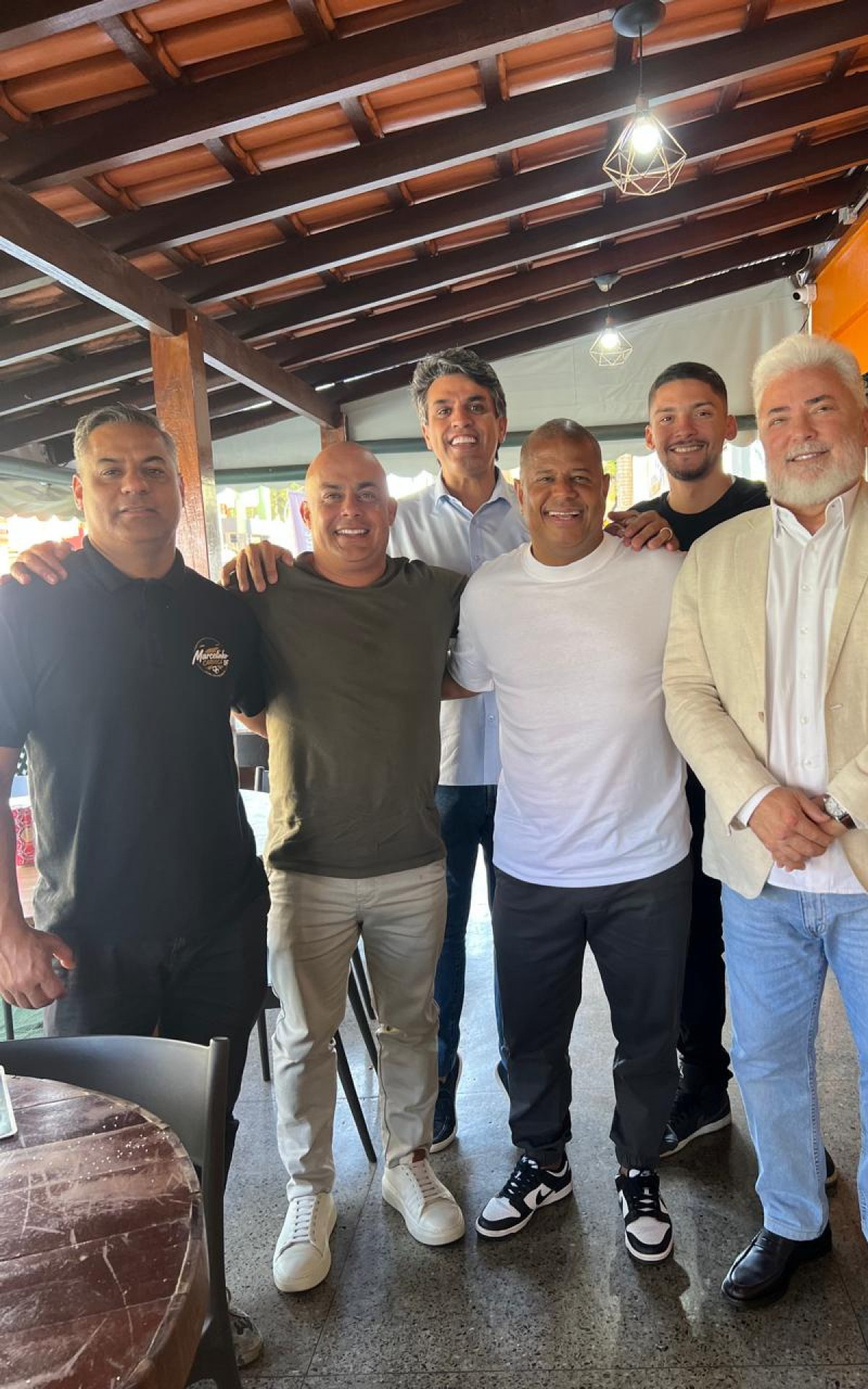 Empresário Ricardo Marques recebe Marcelinho Carioca