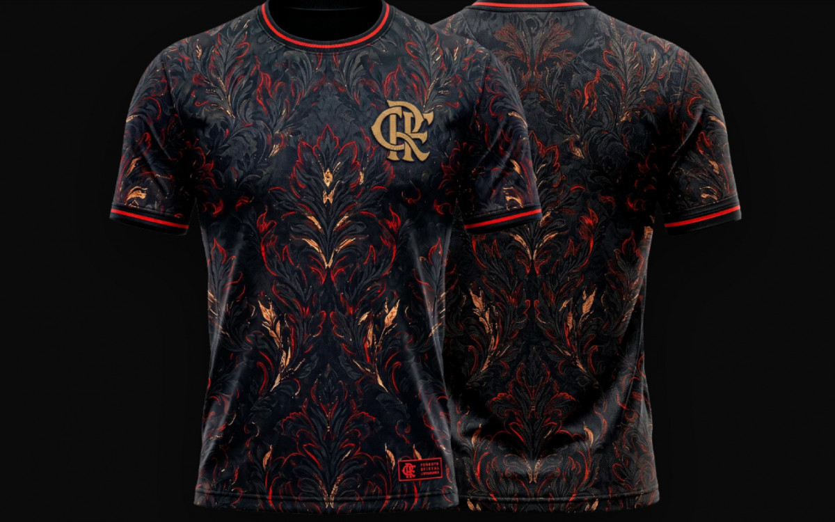 A camisa \'Manto Real\', de Marcos Junior, conta com um brocado de realeza tecido com as penas do Urubu, traçado em brasa e costurado com o ouro de 1895