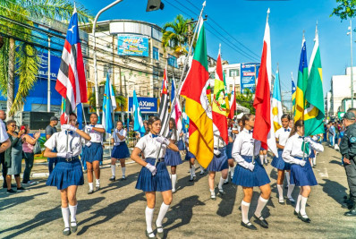Nilópolis realiza Desfile Cívico na Mirandela nesta quarta-feira