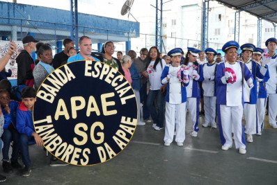 Colégio Estephânia de Carvalho tem manhã de música e integração com o festival de bandas escolares