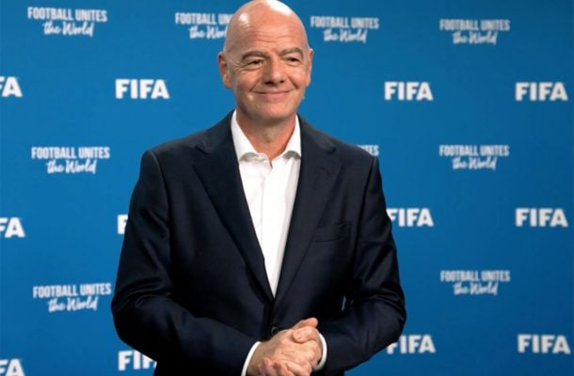 Diretor da Fifa deixa cargo ap&oacute;s criticar projeto de Infantino