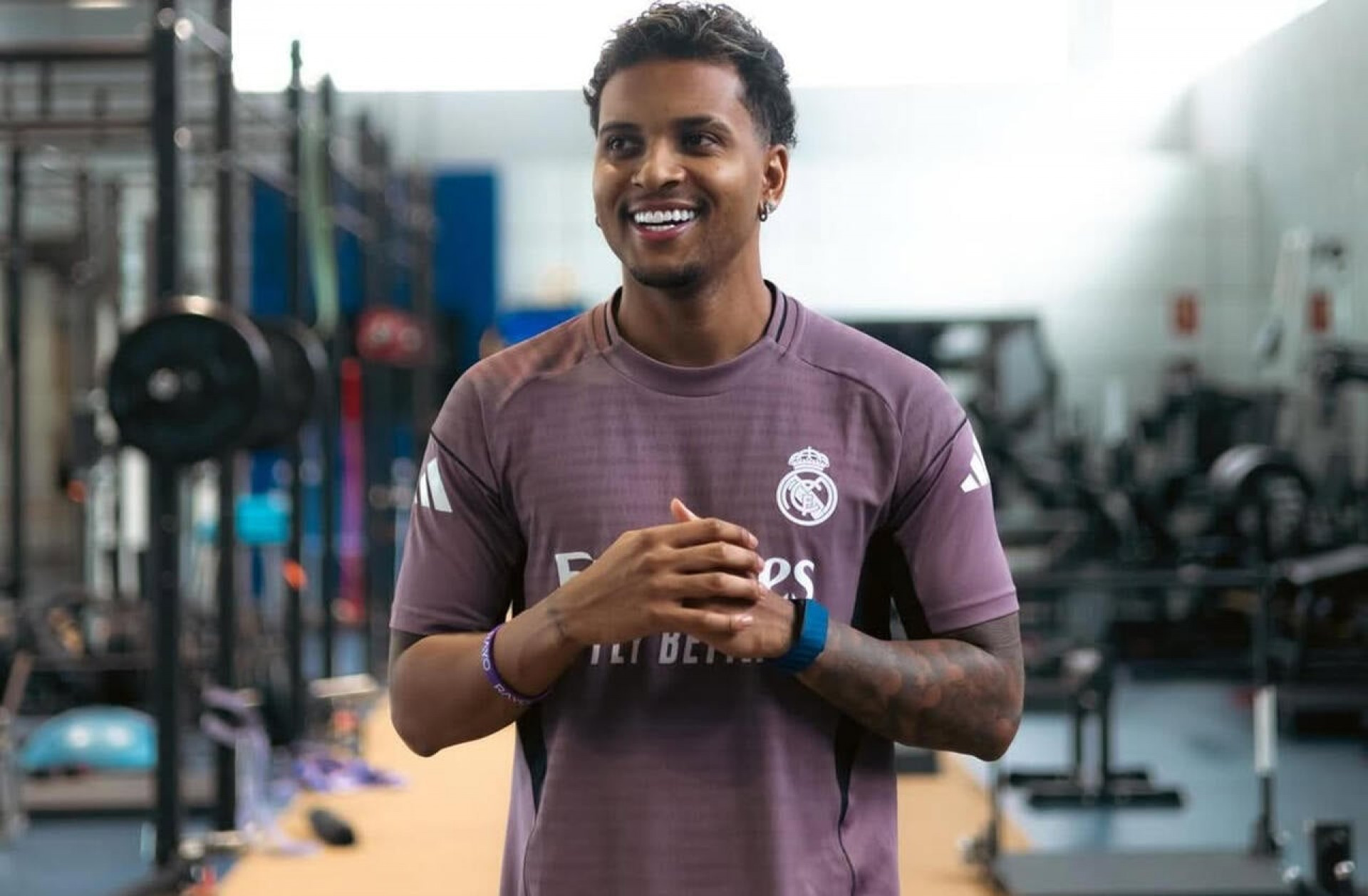 Rodrygo deve voltar a treinar no campo pelo Real Madrid em setembro
