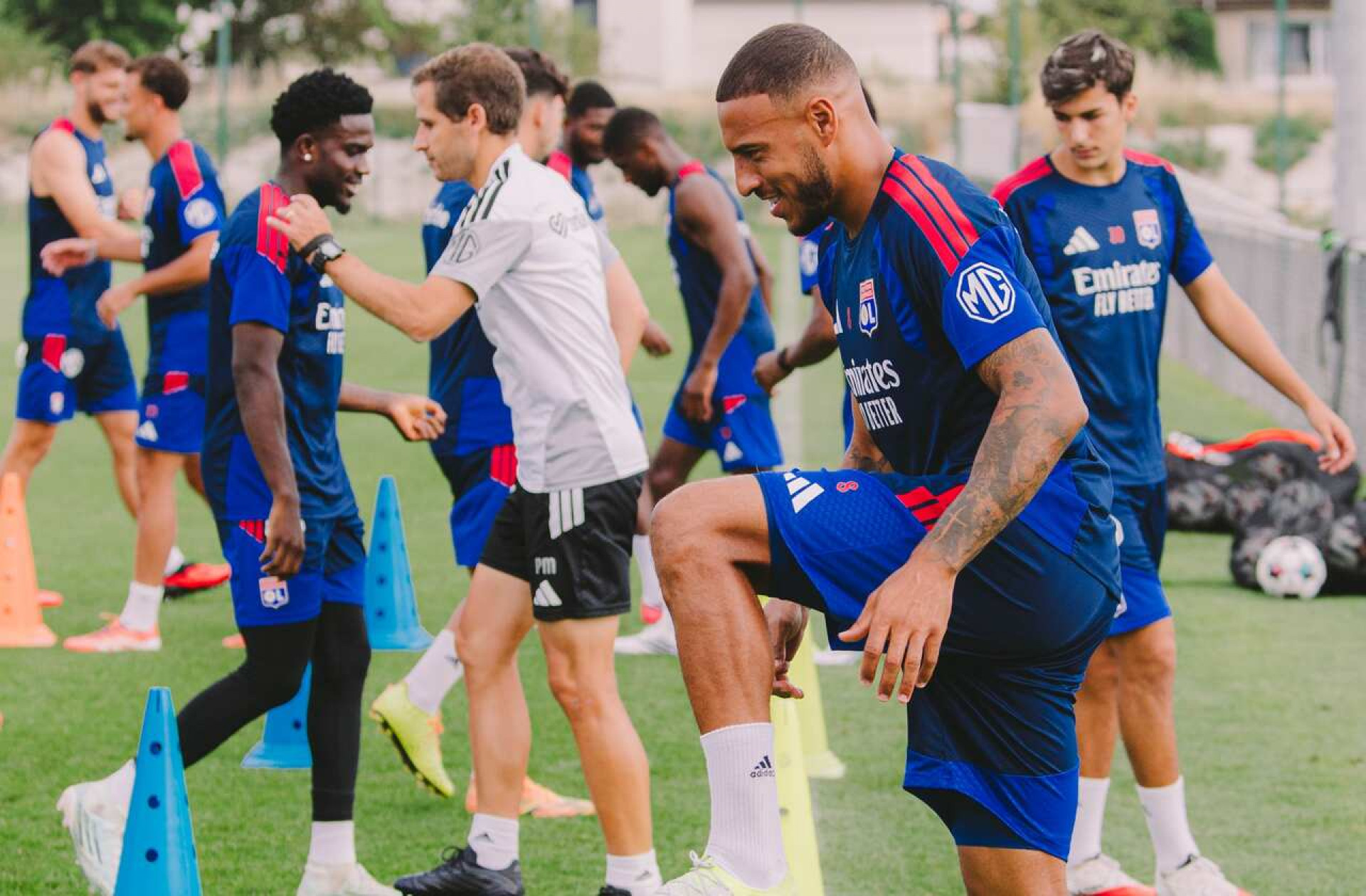 Fenerbah&ccedil;e x Lyon: escala&ccedil;&otilde;es e onde assistir
