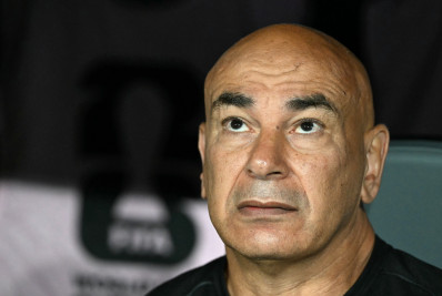 Técnico da Copa desmaia ao separar briga da mulher com a ex