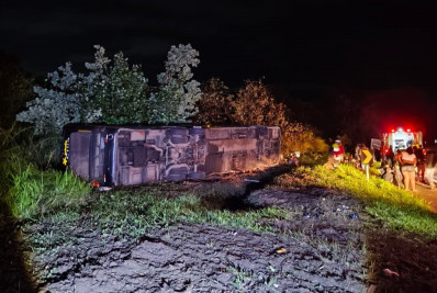 Sete vítimas de acidente de ônibus na BR-040 seguem internadas