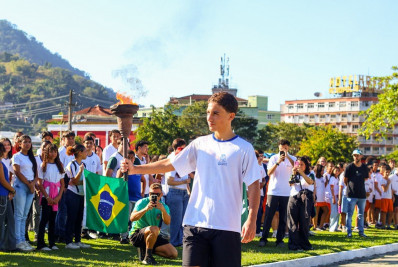Jogos Estudantis reúnem 2 mil alunos de 40 escolas em Angra dos Reis