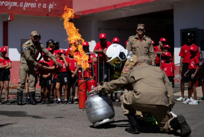 Projeto Bombeiro Mirim retoma atividades em Volta Redonda