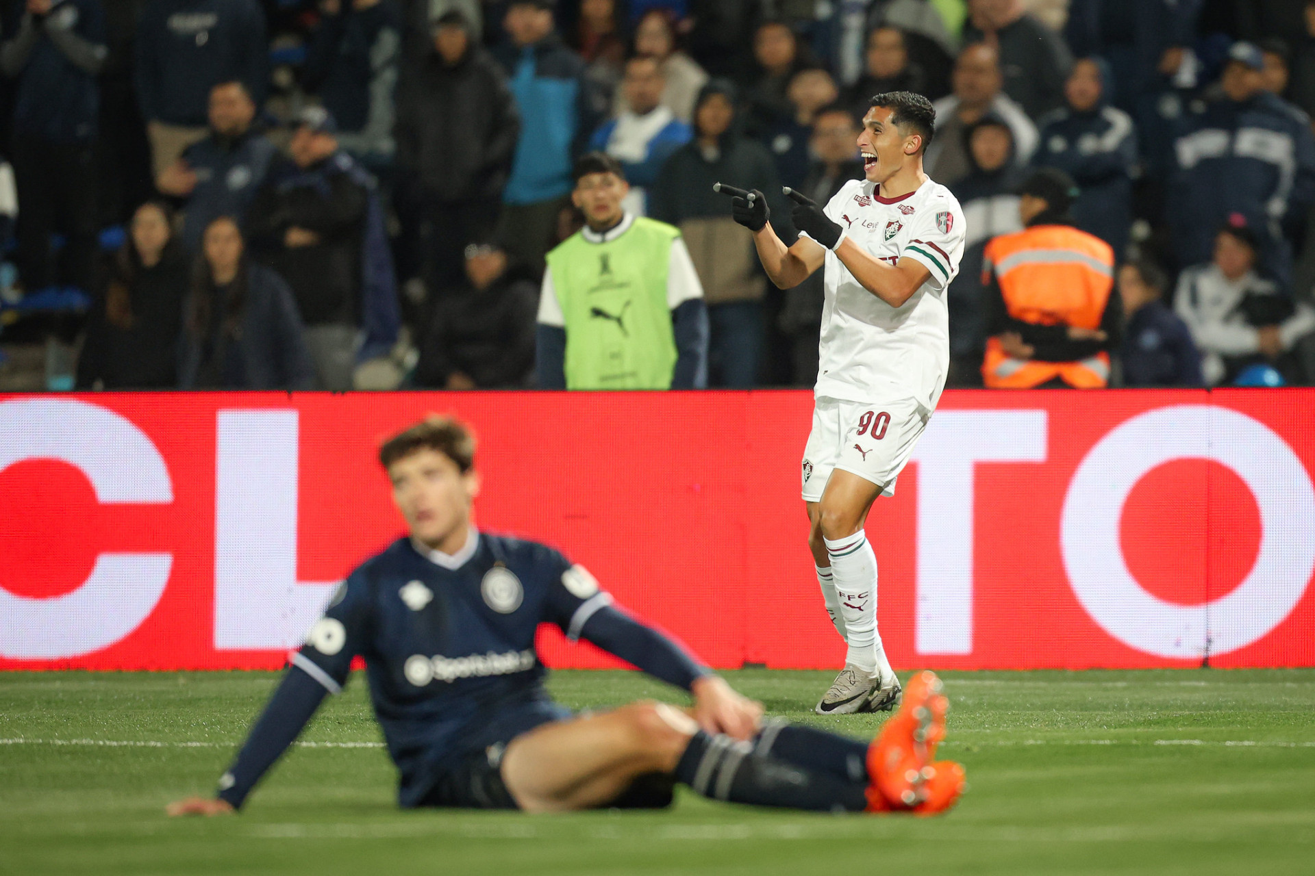 Comemoração de Kevin Serna em jogo do Fluminense - Marcelo Gonçalves / Fluminense FC