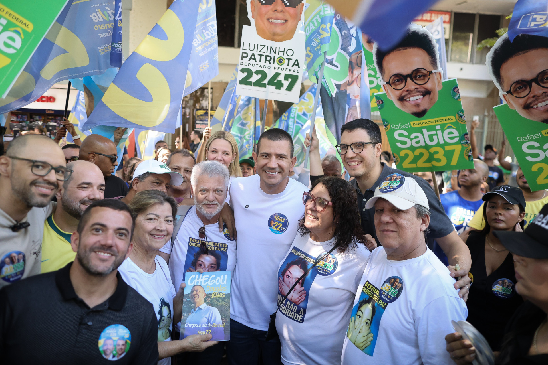 Douglas Ruas (PL) fez caminhada pela Zona Norte - Divulga&ccedil;&atilde;o