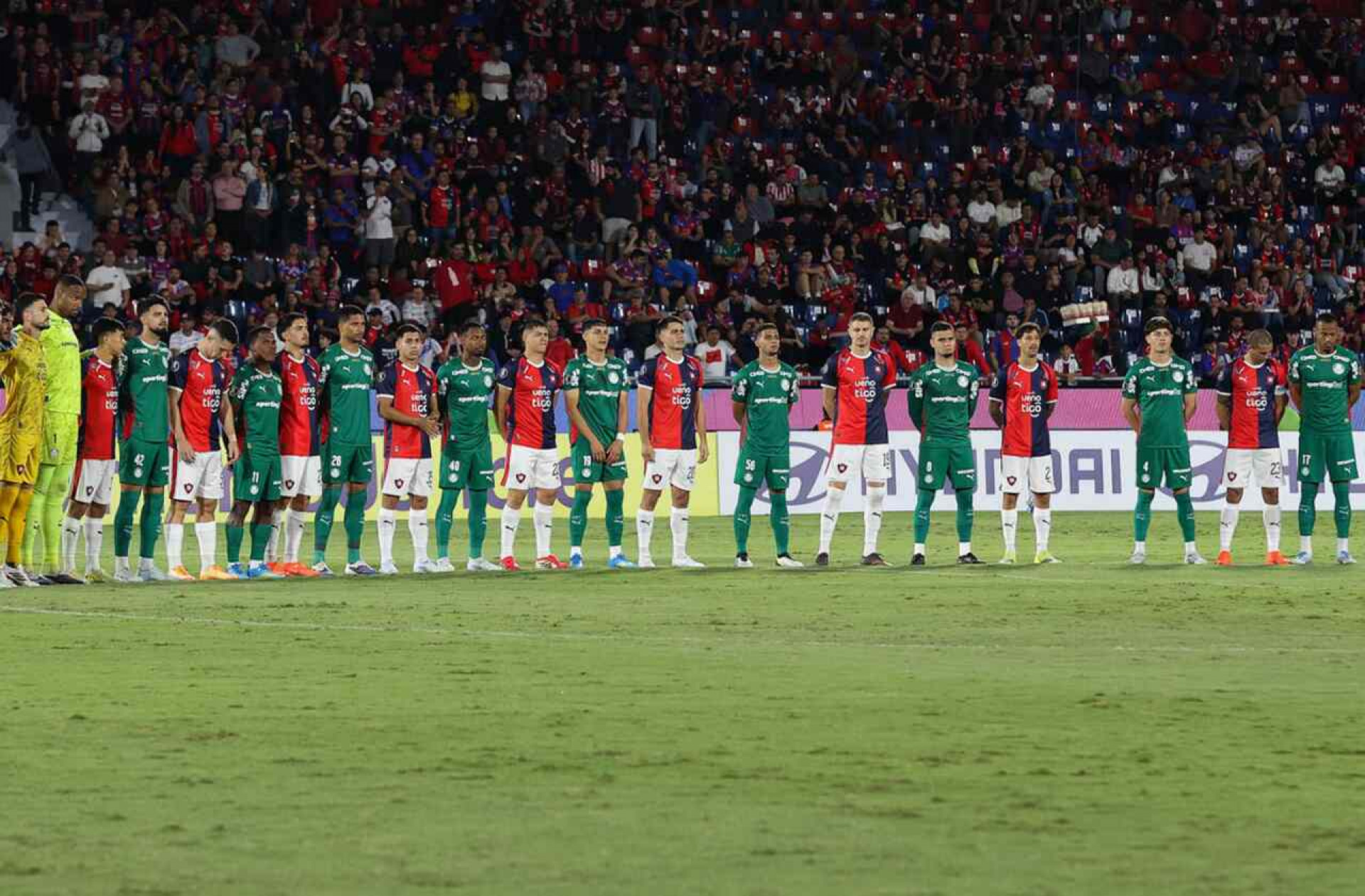 Palmeiras defende invencibilidade na casa do Cerro por vaga na Liberta