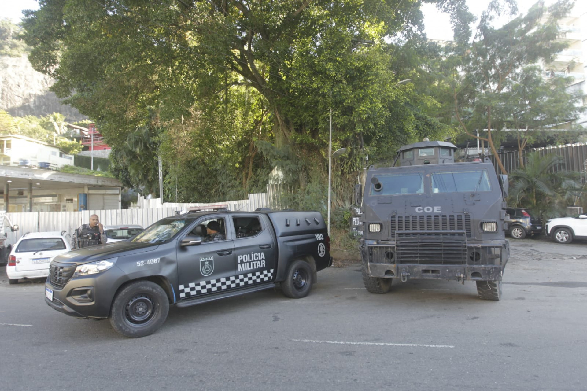 Policiamento segue reforçado na comunidade da Muzema, na Zona Sudoeste - Reginaldo Pimenta/Agência O DIA