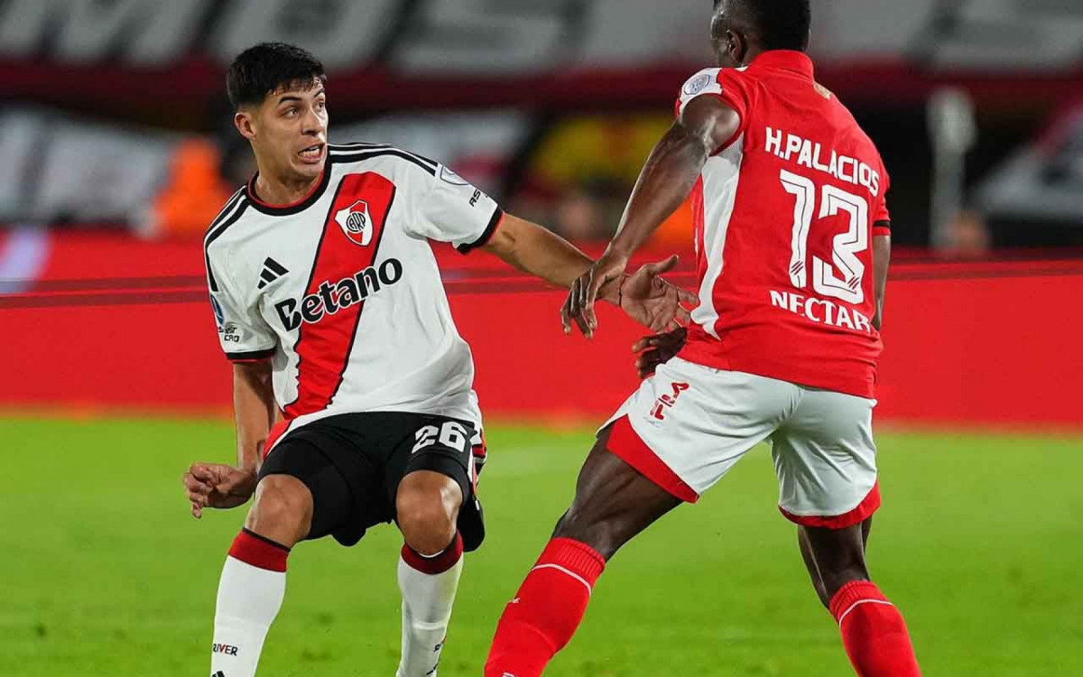 Pela Sul-Americana, Santa Fe e River Plate empatam na Col&ocirc;mbia