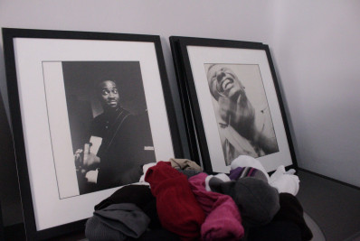 Fotos! Retiro dos Artistas promove bazar com acervo de Jô Soares