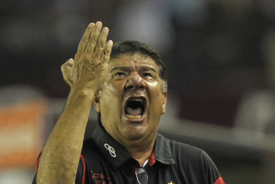 Joel Santana detona técnico do Flamengo: 'Acho o Jardim maluco'