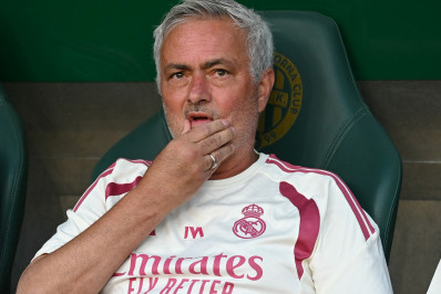 Mourinho minimiza ida de Rodri ao Barcelona e exalta elenco do Real