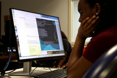 Senac RJ abre 500 vagas gratuitas em curso de Marketing Digital com IA