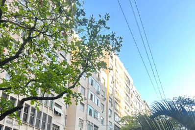 Explosão em prédio residencial de Copacabana deixa feridos