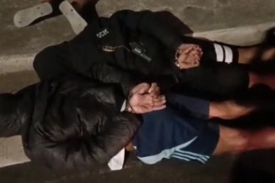 Trio é preso com pistola e motos adulteradas durante ação policial em Nilópolis