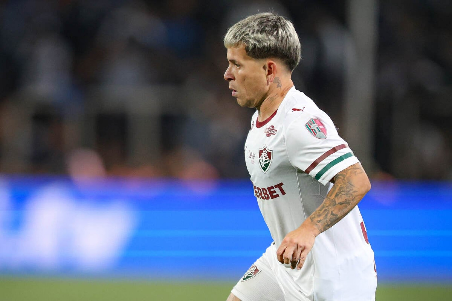 Soteldo celebra classifica&ccedil;&atilde;o e marca importante pelo Fluminense