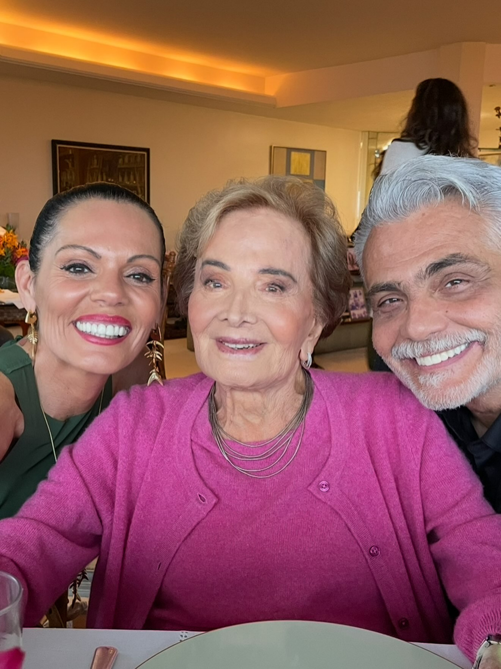 Mocita Fagundes, Glória Menezes e Tarcísio Filho - Reprodução/Instagram