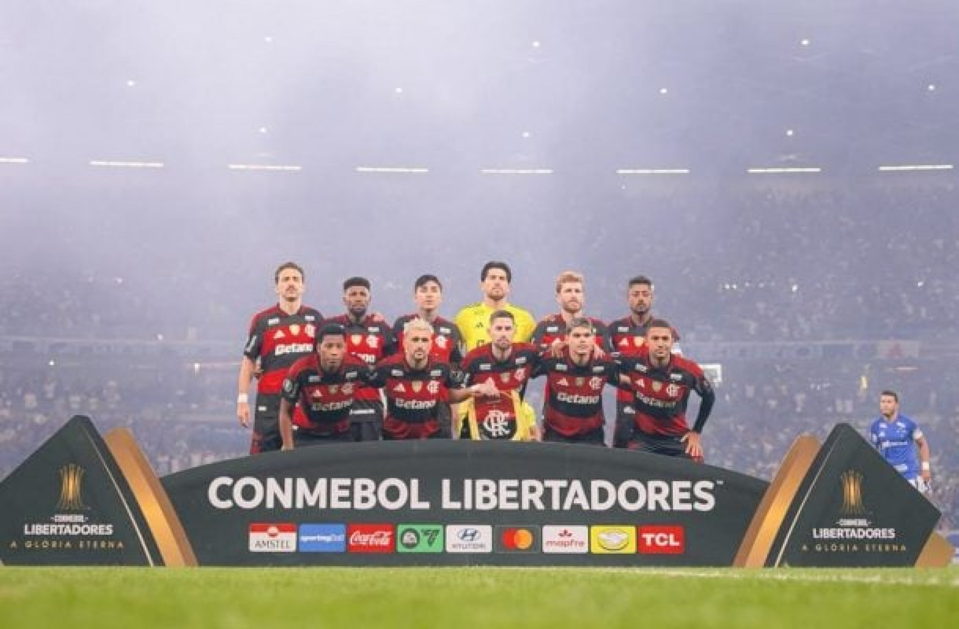Flamengo divulga relacionados para decis&atilde;o contra o Cruzeiro na Libertadores