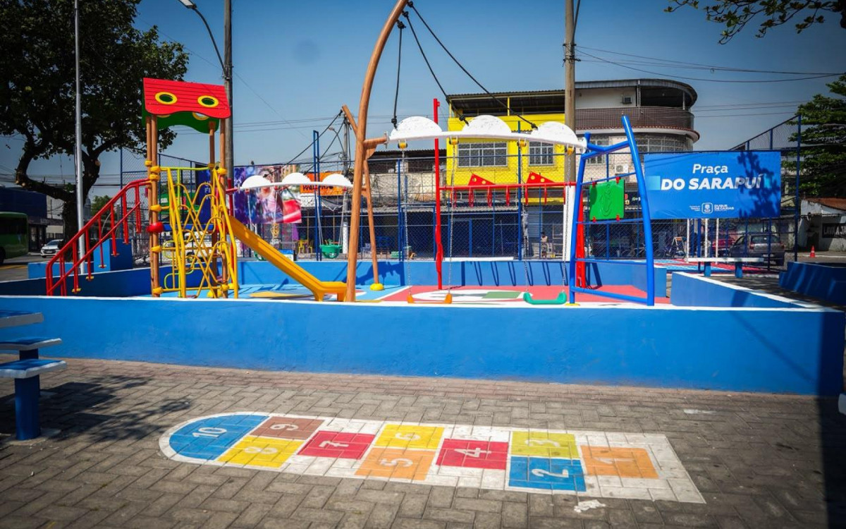 Pra&ccedil;a do Sarapu&iacute;, em Caxias, &eacute; entregue totalmente revitalizada - Divulga&ccedil;&atilde;o/Prefeitura de Duque de Caxias