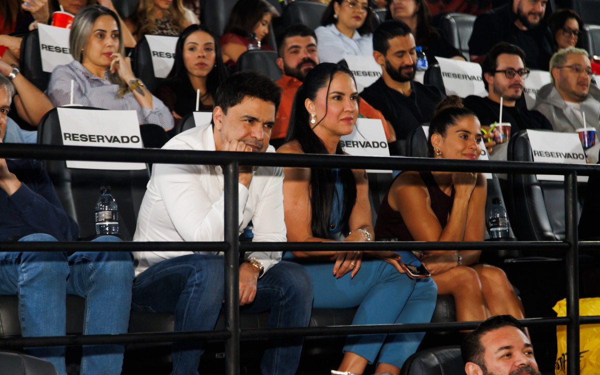 Zezé, Graciele e Camila prestigiam lançamento de novo projeto musical de Wanessa