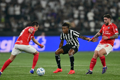 Danilo admite que não vive boa fase e lamenta eliminação do Botafogo