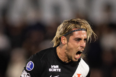 Spinelli exalta torcida do Vasco: 'Mais popular do Brasil'