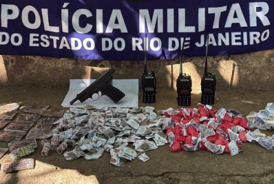 Operação termina com dois presos e apreensão de arma em Belford Roxo