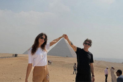 Isabeli Fontana aproveita férias pelo Egito com Di Ferrero