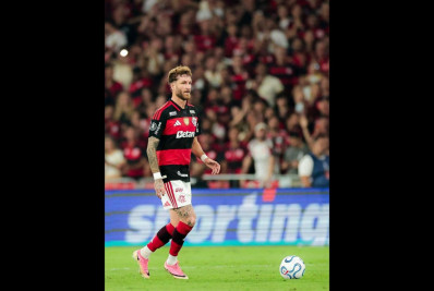 Léo Pereira diz que campo do Maracanã ‘está muito ruim’: ‘Atrapalha’