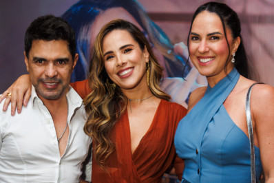 Wanessa Camargo reúne familiares e amigos em lançamento de novo projeto