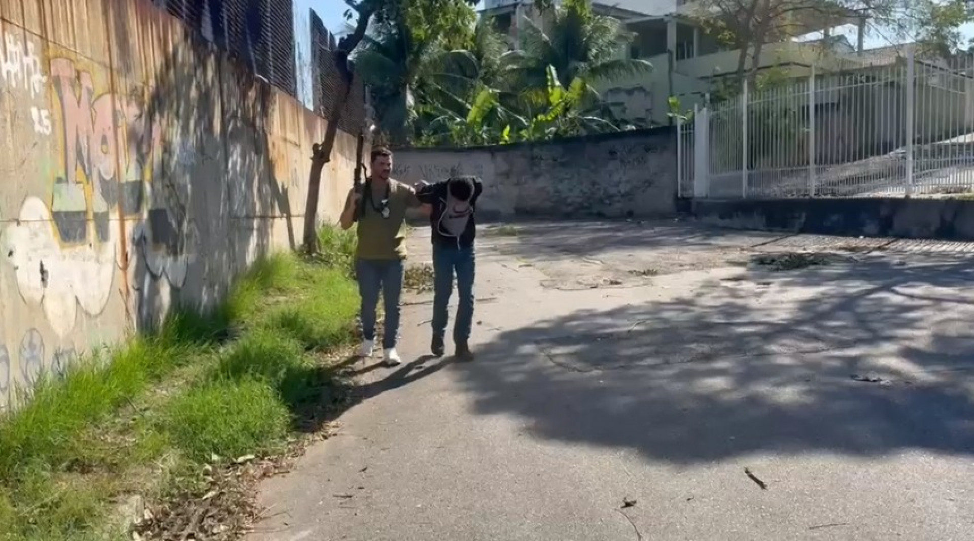 Polícia Civil prendeu Evandro Luiz Ferreira Araújo, no Centro do Rio - Reprodução de vídeo