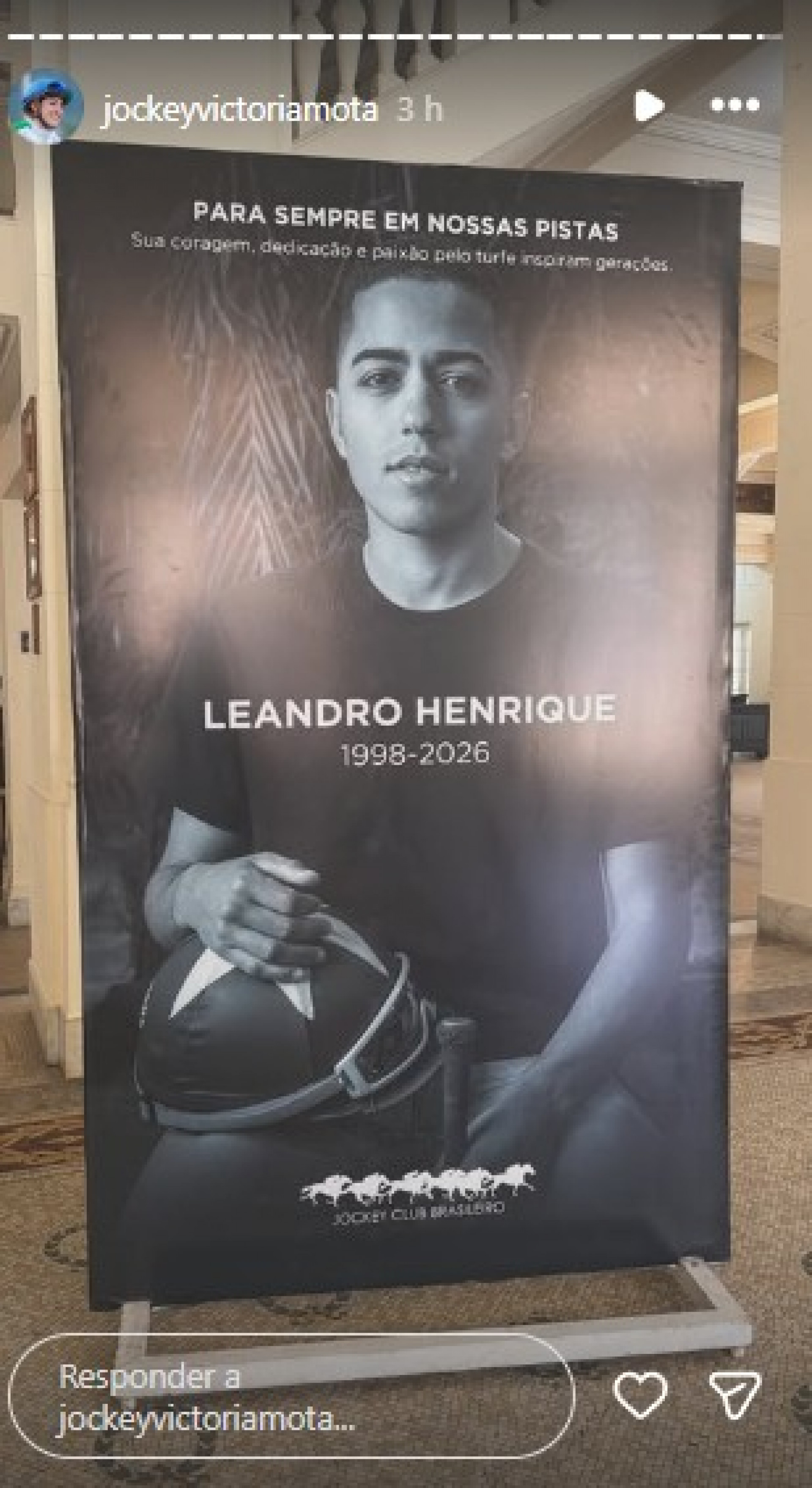 Homenagem ao jóquei Leandro Henrique, que morreu após cair de um cavalo - Reprodução / Instagram